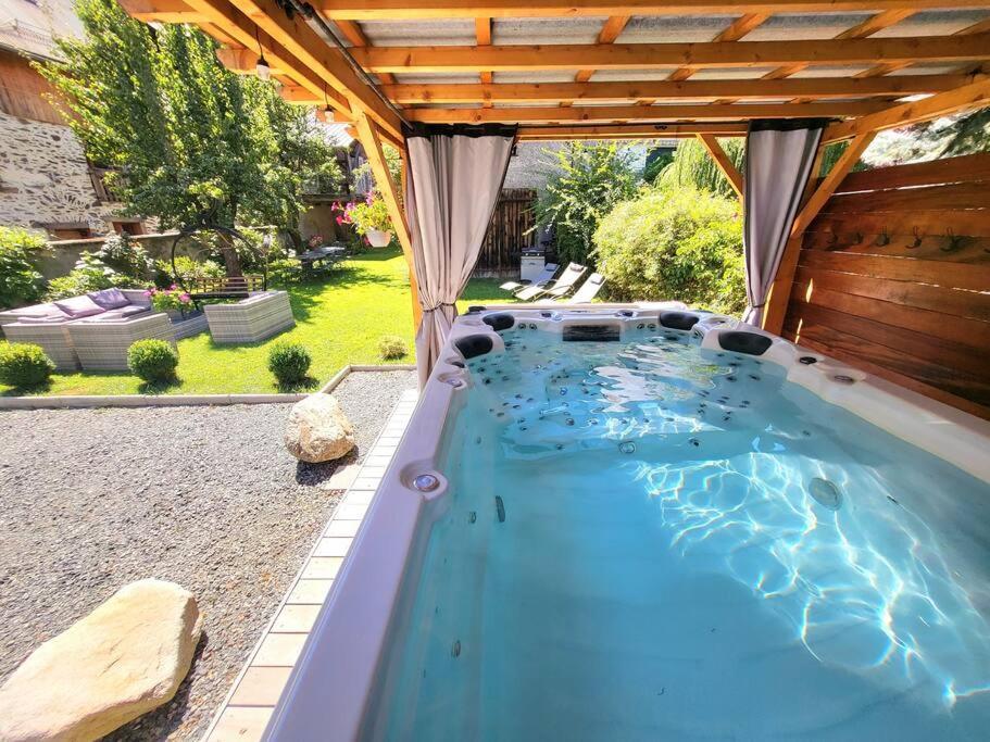 Le Cosy Lodge Departs Ski Alpe D'Huez 2 Alpes La Grave Et Col D'Ornon Detente Jacuzzi Piscine Sauna Bar Billard Le Bourg-dʼOisans 외부 사진